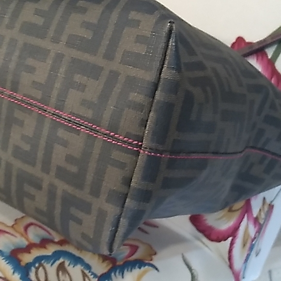 FENDI ZUCCA COATED FF TOTE- PINK INTERIOR - Picture 13 of 17